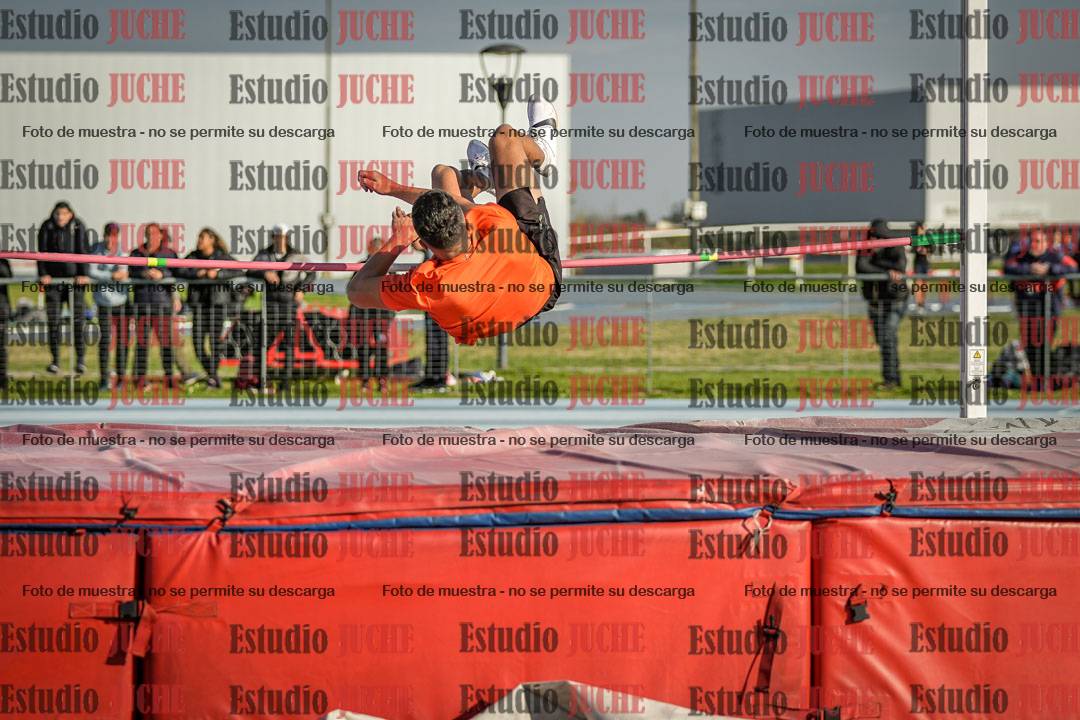 Fotos del salto en alto de varones - decatlón 4