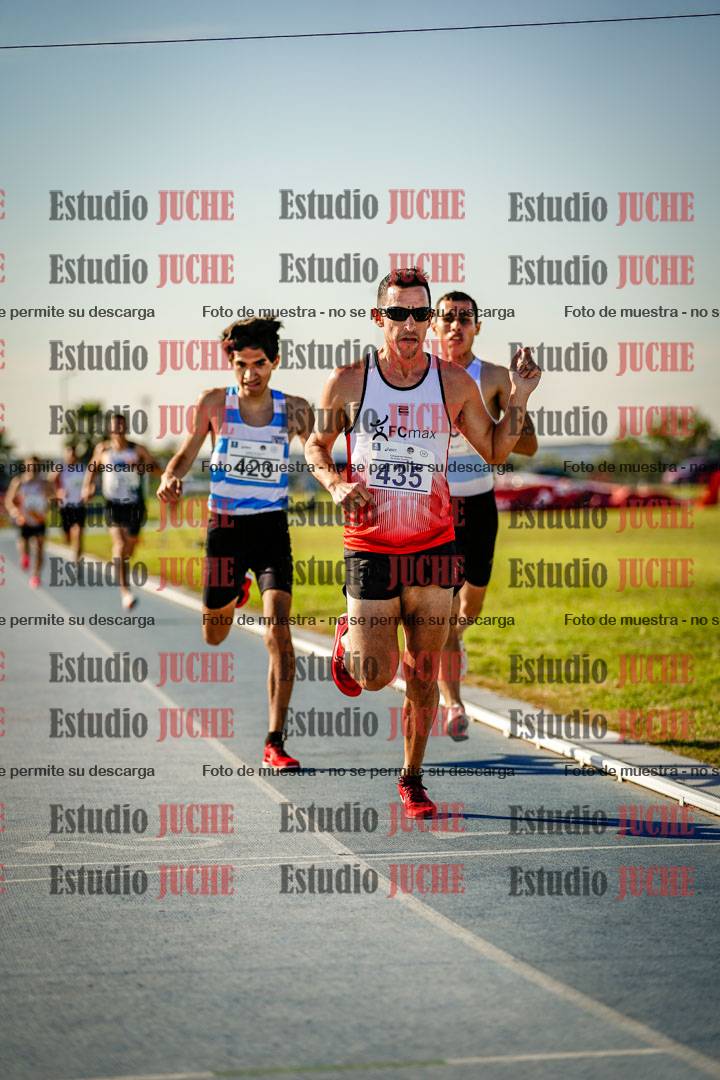 Fotos de los 1500 m llanos de varones