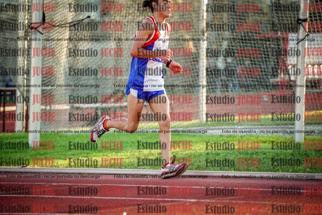 Fotos de los 3000 m llanos de varones