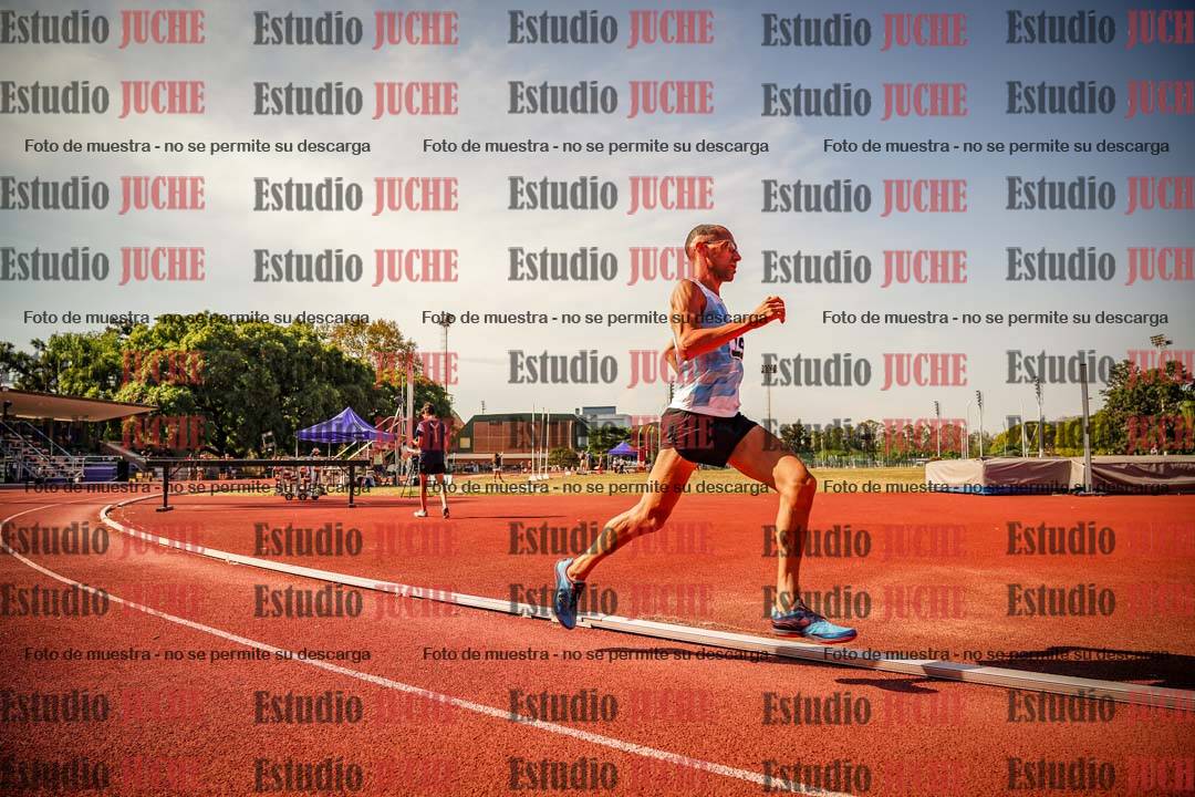 Fotos de los 800 m llanos de varones