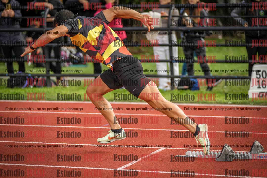 Fotos de los 400 m llanos de varones