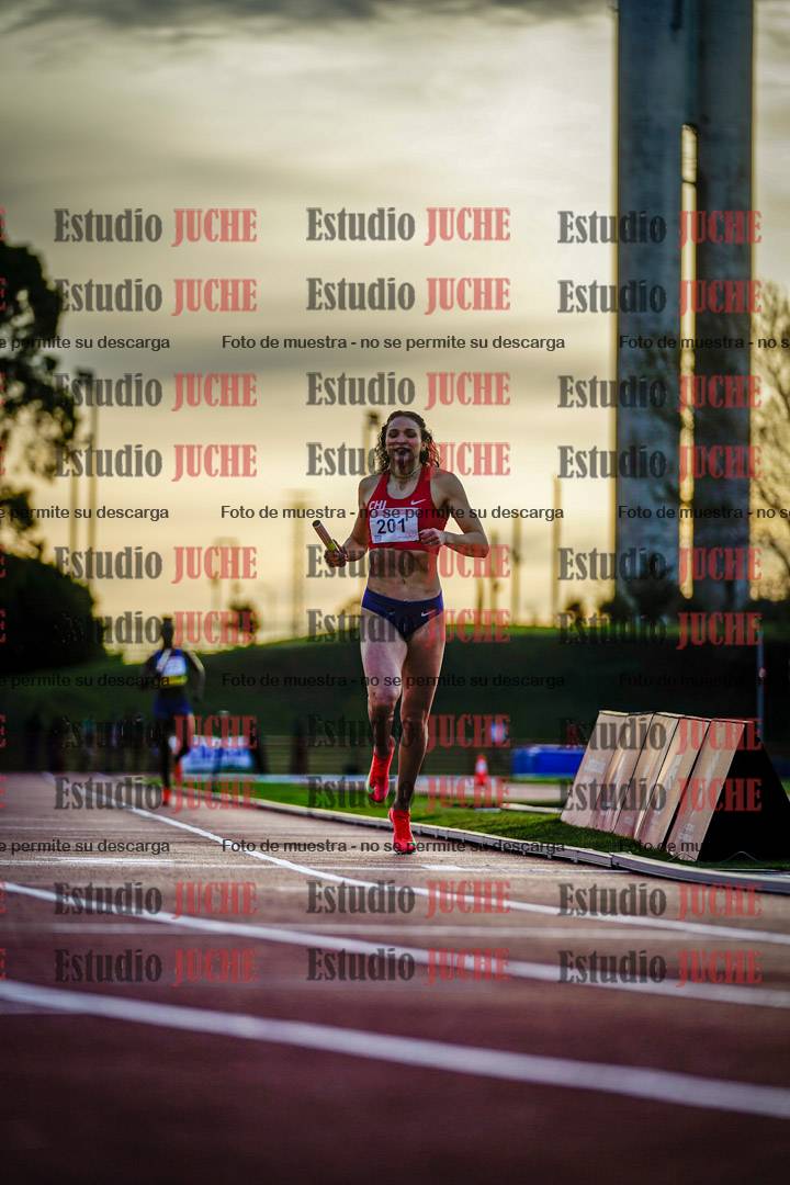 Fotos de los relevos 4x400 m de mujeres
