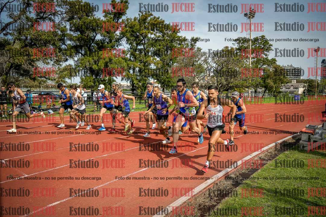 Fotos de los 3000 m llanos de varones