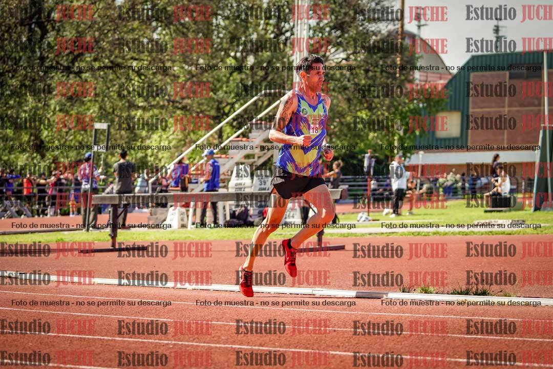 Fotos de los 5000 m llanos de mujeres y varones