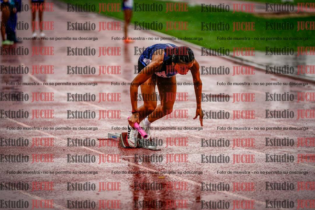Fotos de las postas 4x400 m de mujeres