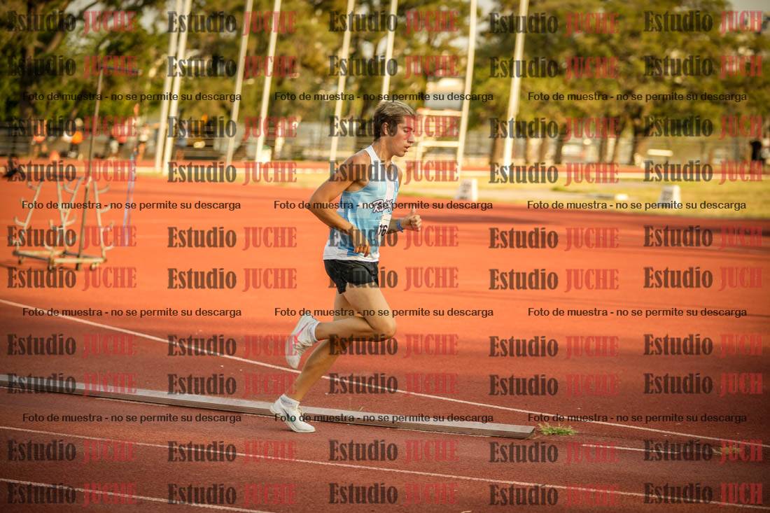 Fotos de los 5000 m llanos de mujeres y varones