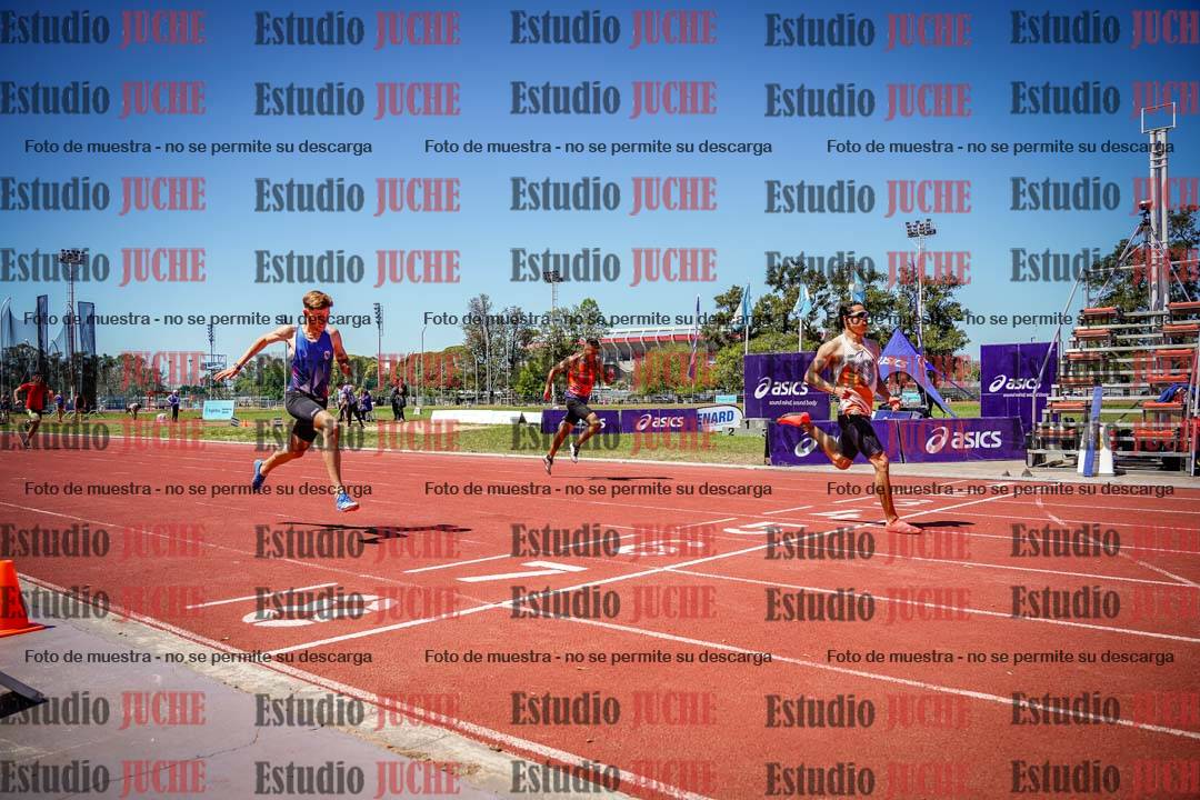 Fotos de los 400 m llanos de varones