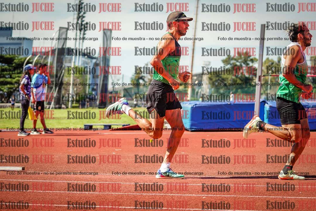 Fotos de los 5000 m llanos de mujeres y varones