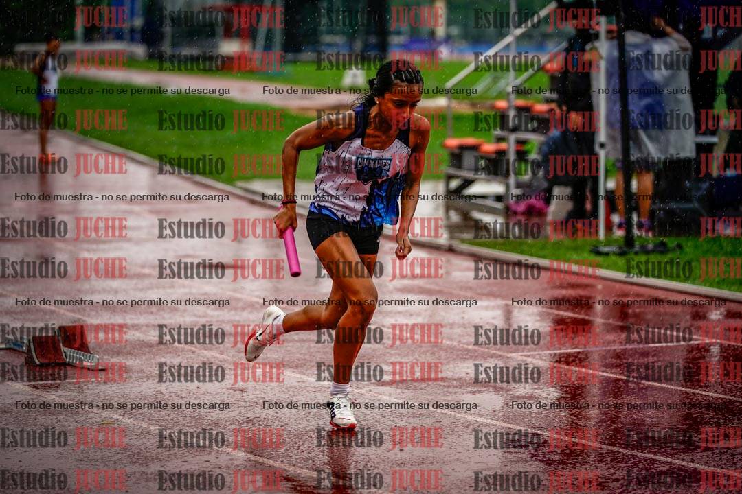Fotos de las postas 4x400 m de mujeres