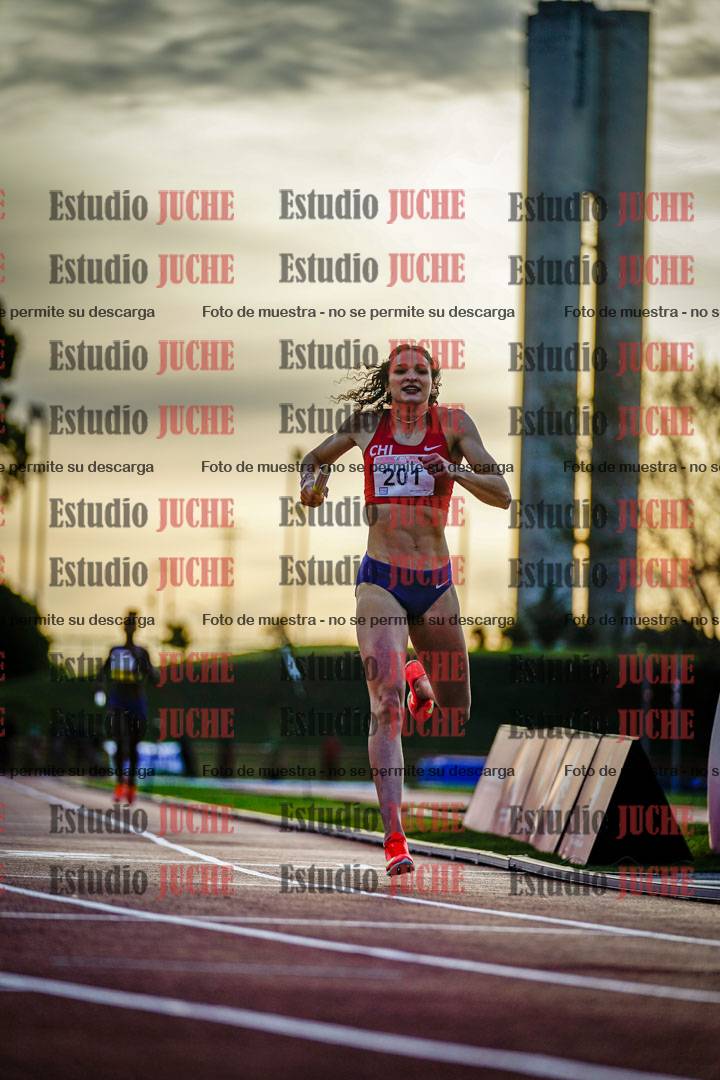 Fotos de los relevos 4x400 m de mujeres