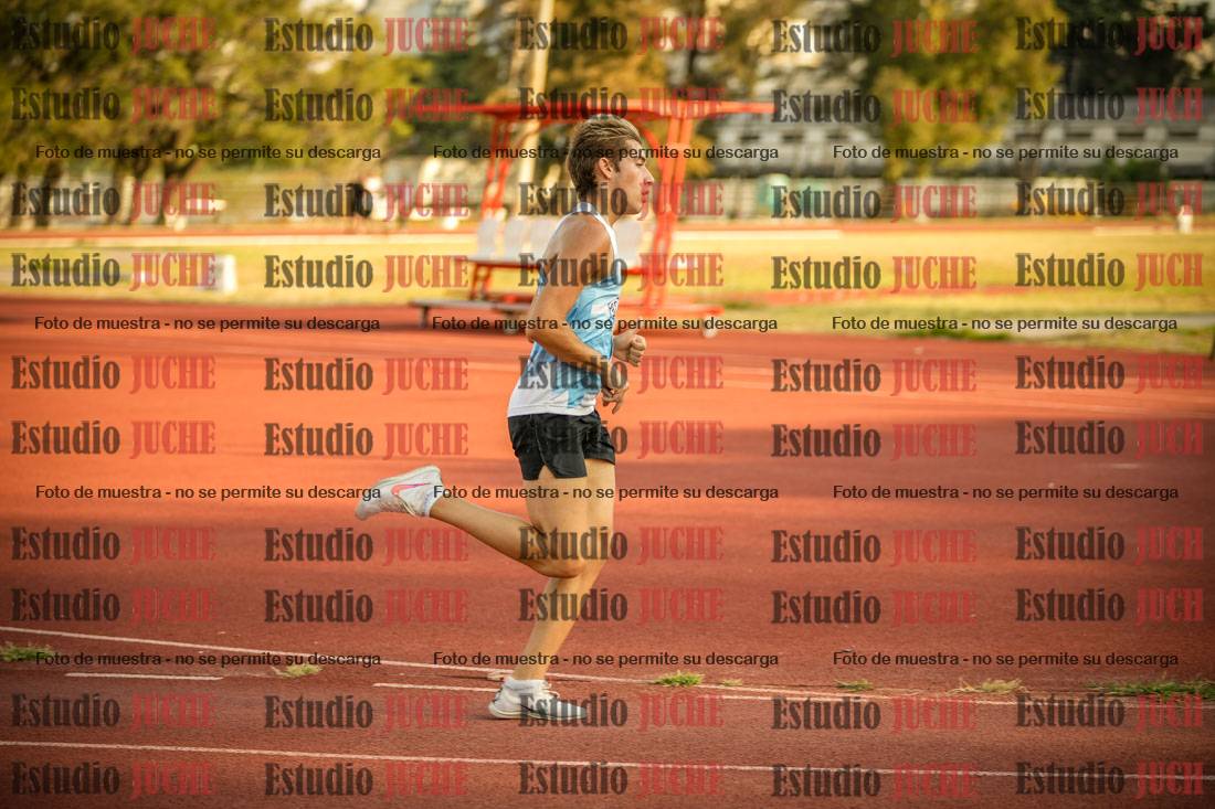 Fotos de los 5000 m llanos de mujeres y varones