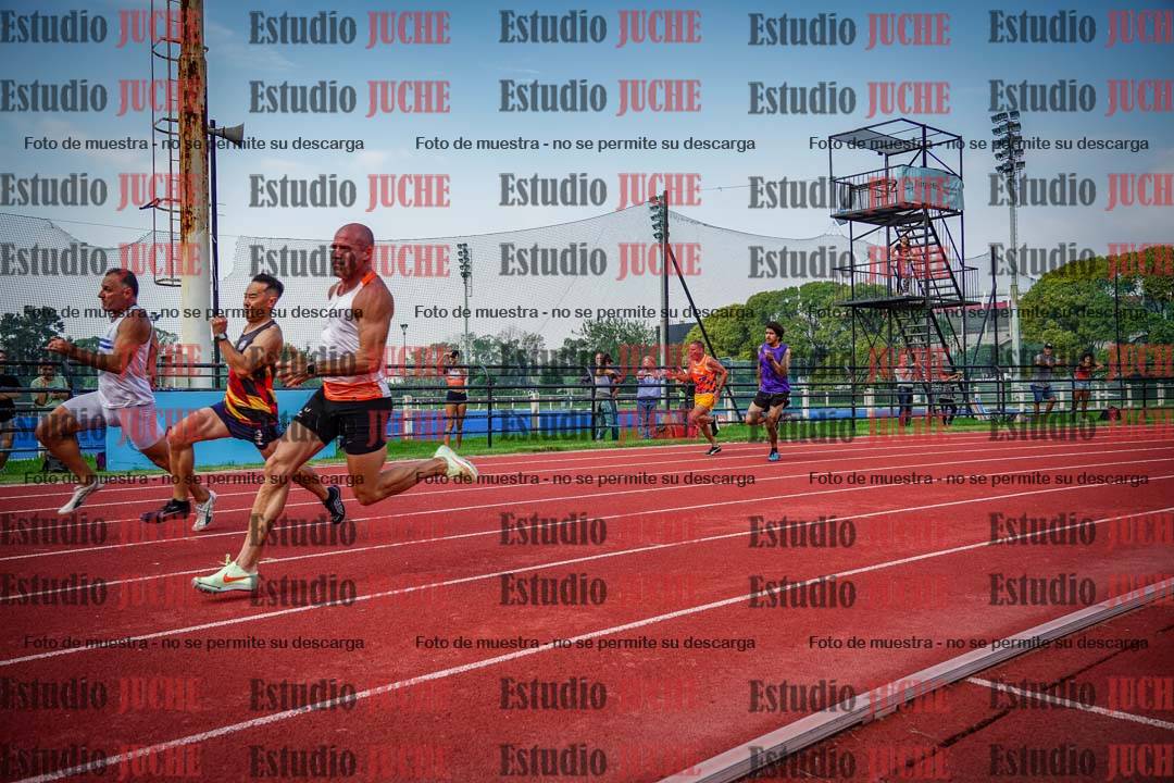 Fotos de los 200 m llanos de varones