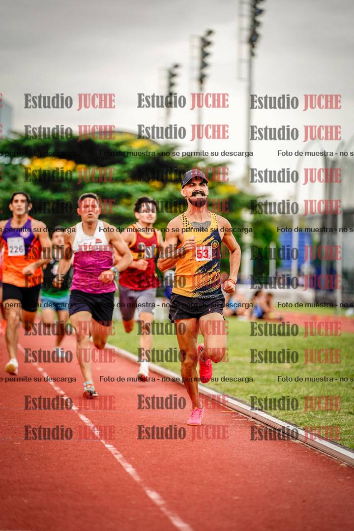 Fotos de los 800 m de varones