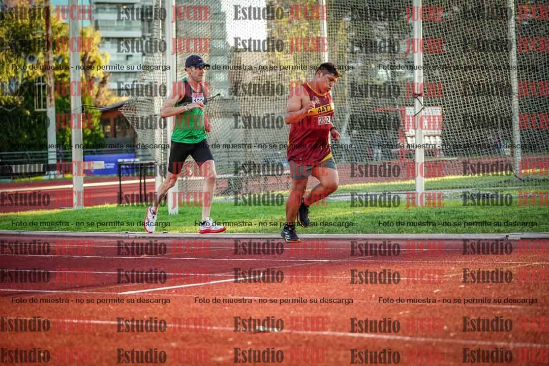 Fotos de los 3000 m llanos de varones