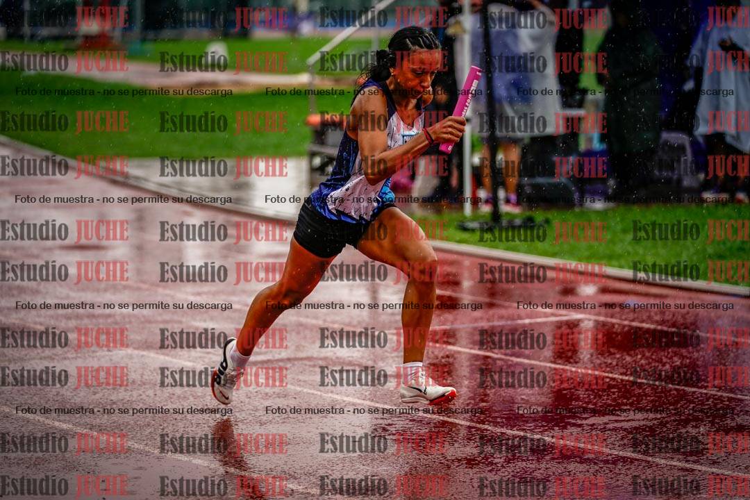 Fotos de las postas 4x400 m de mujeres