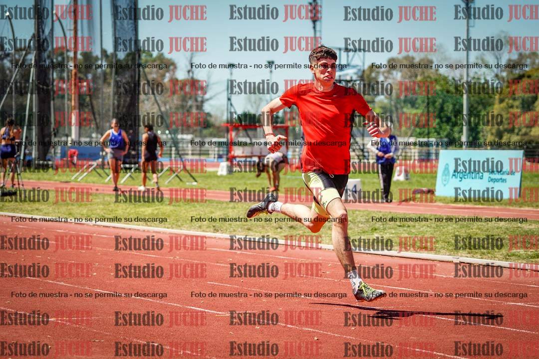 Fotos de los 400 m llanos de varones
