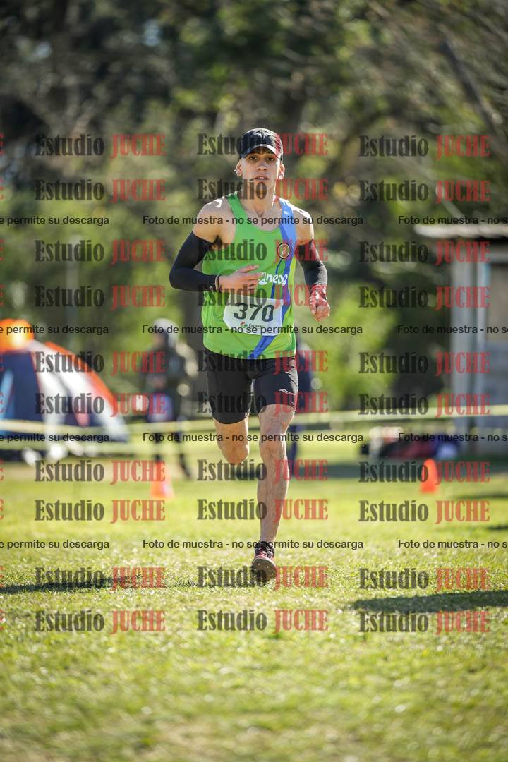 Fotos de la llegada del cross de 8000 m