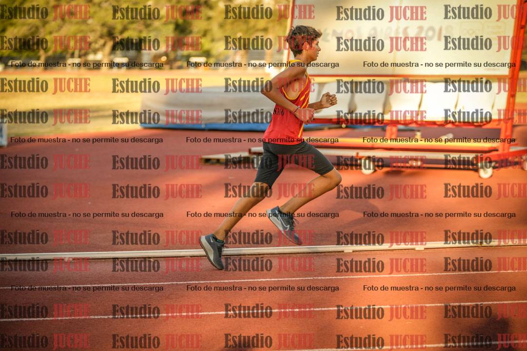 Fotos de los 2400 m llanos de varones