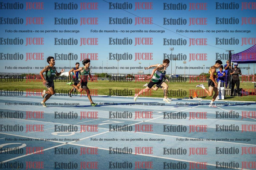 Fotos de los 400 m llanos de varones
