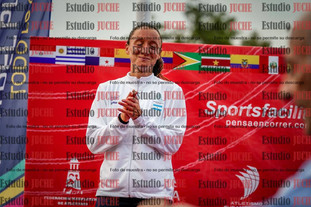 Fotos de algunos extras y podios del día 1