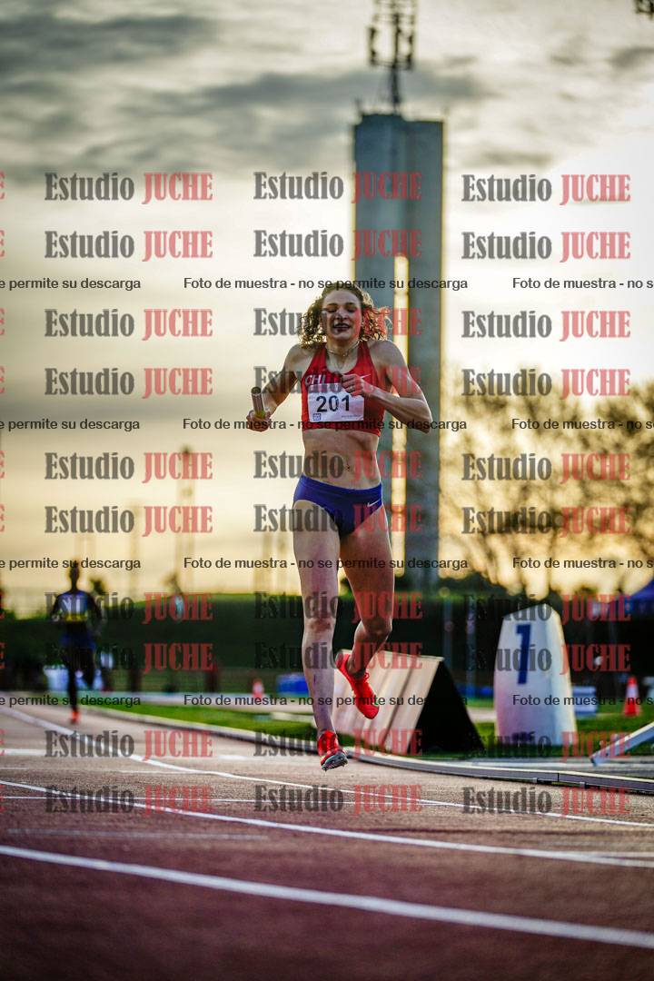 Fotos de los relevos 4x400 m de mujeres