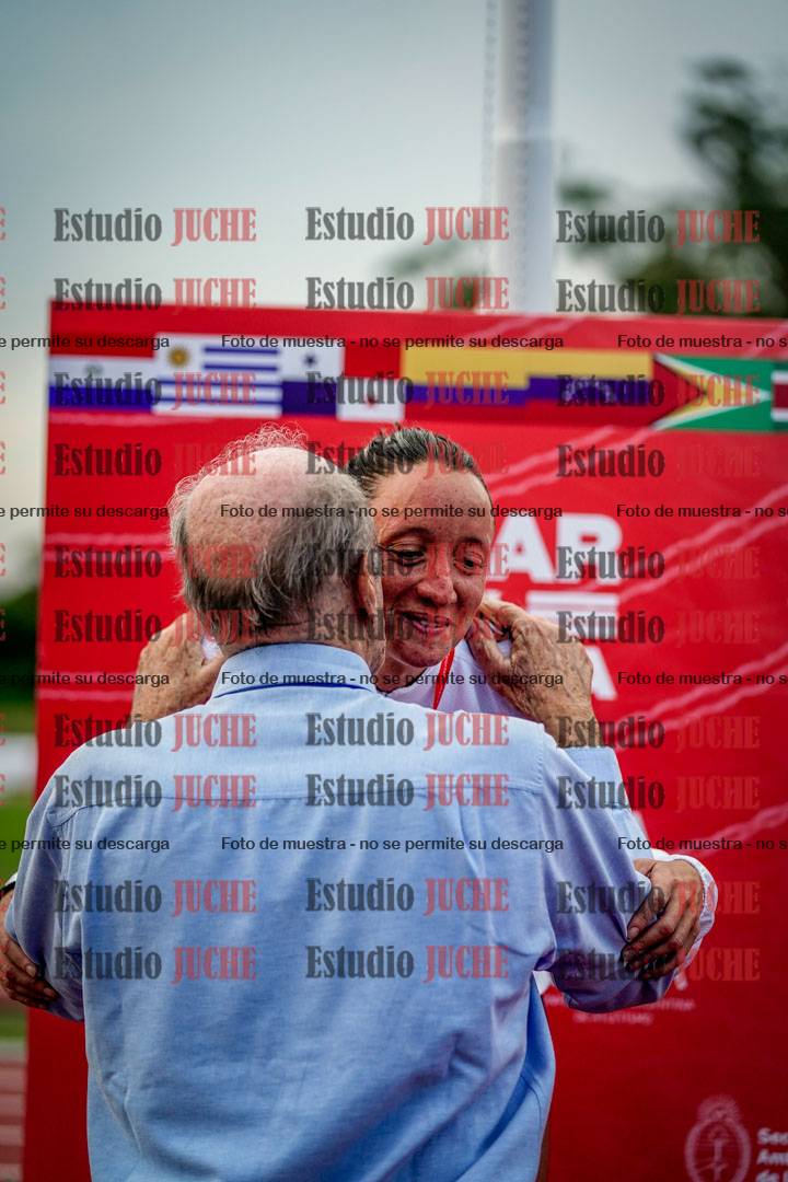 Fotos de algunos extras y podios del día 1