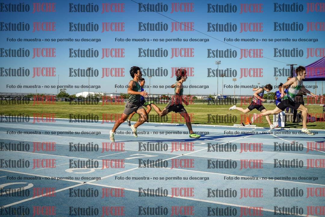 Fotos de los 400 m llanos de varones