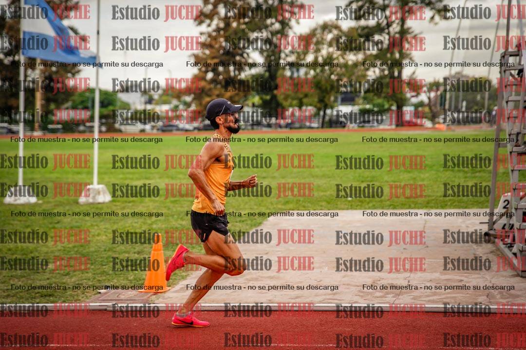 Fotos de los 800 m de varones