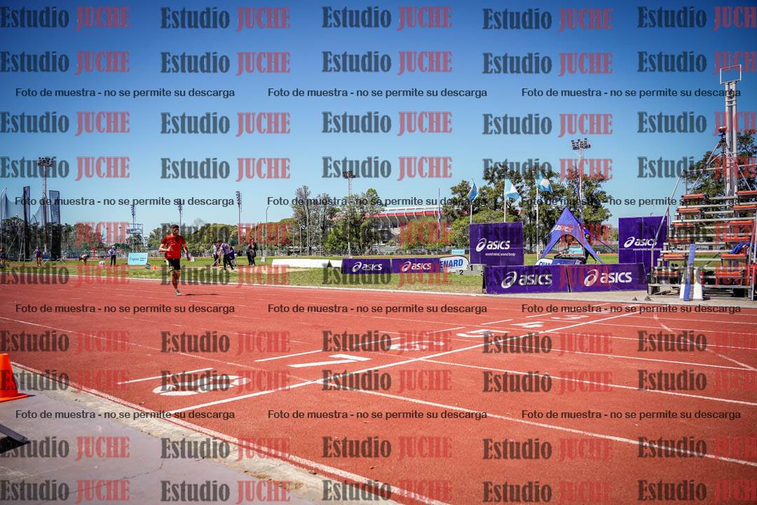 Fotos de los 400 m llanos de varones