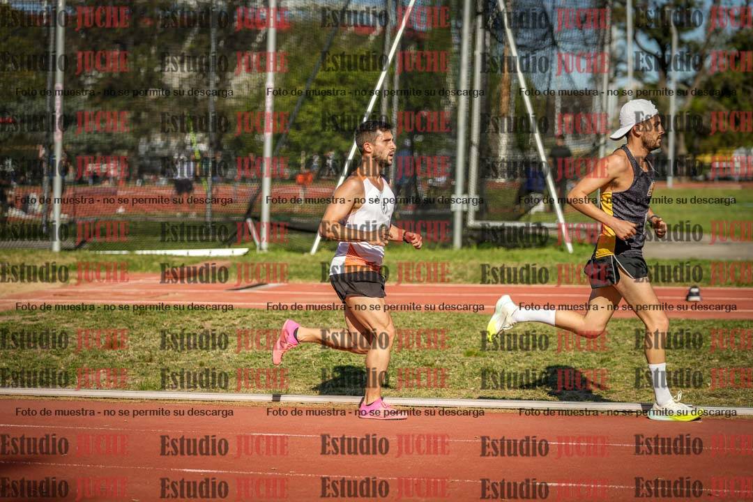 Fotos de los 5000 m llanos de varones