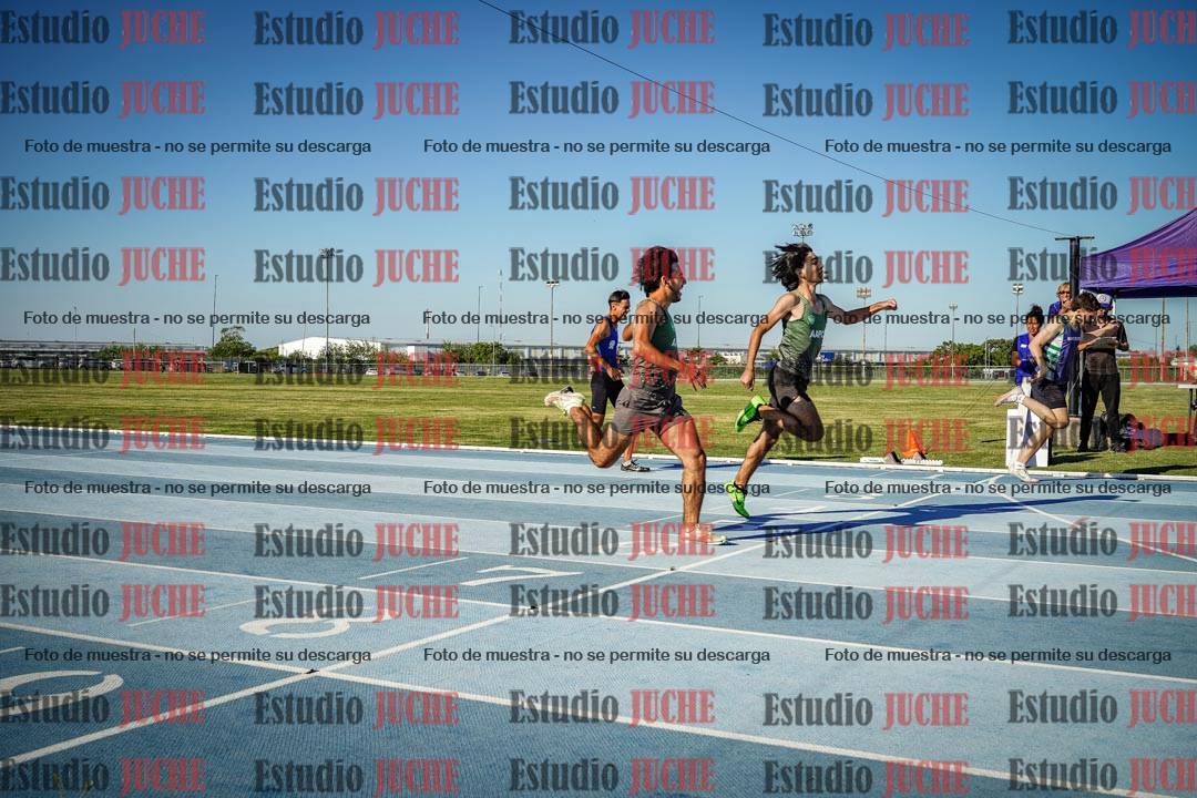 Fotos de los 400 m llanos de varones