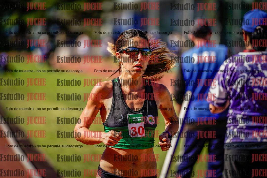 Fotos de los 5000 m llanos de mujeres y varones