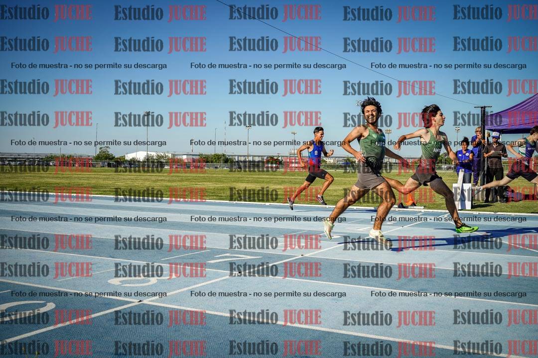 Fotos de los 400 m llanos de varones