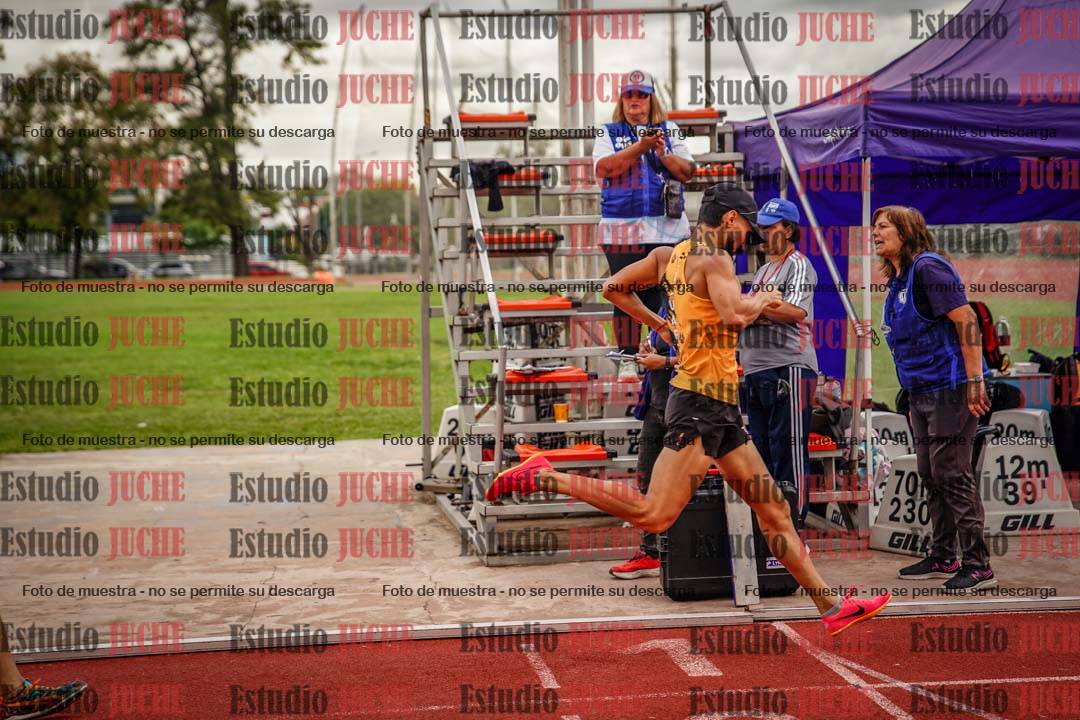 Fotos de los 800 m de varones