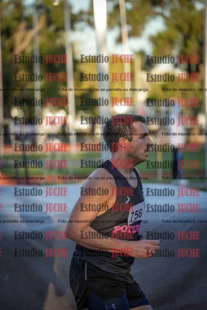 Fotos de los 3000 m llanos de varones