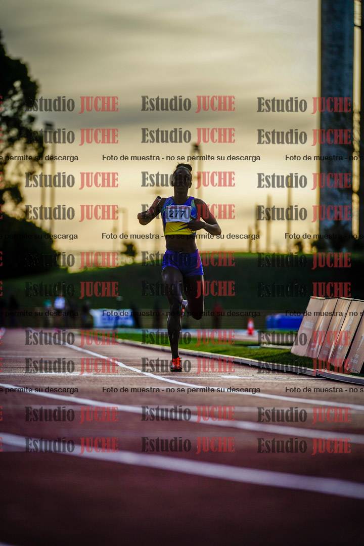 Fotos de los relevos 4x400 m de mujeres