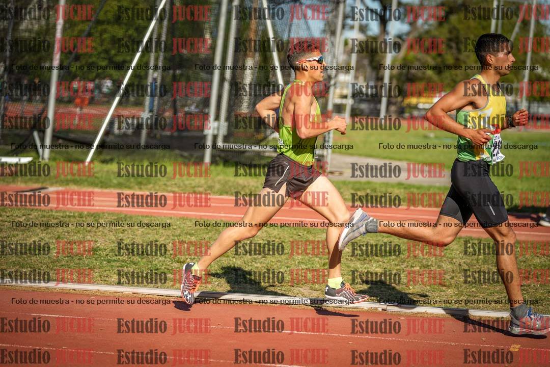 Fotos de los 5000 m llanos de varones