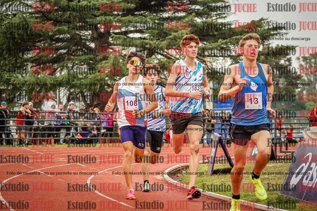 Fotos de los 1500 m llanos de varones