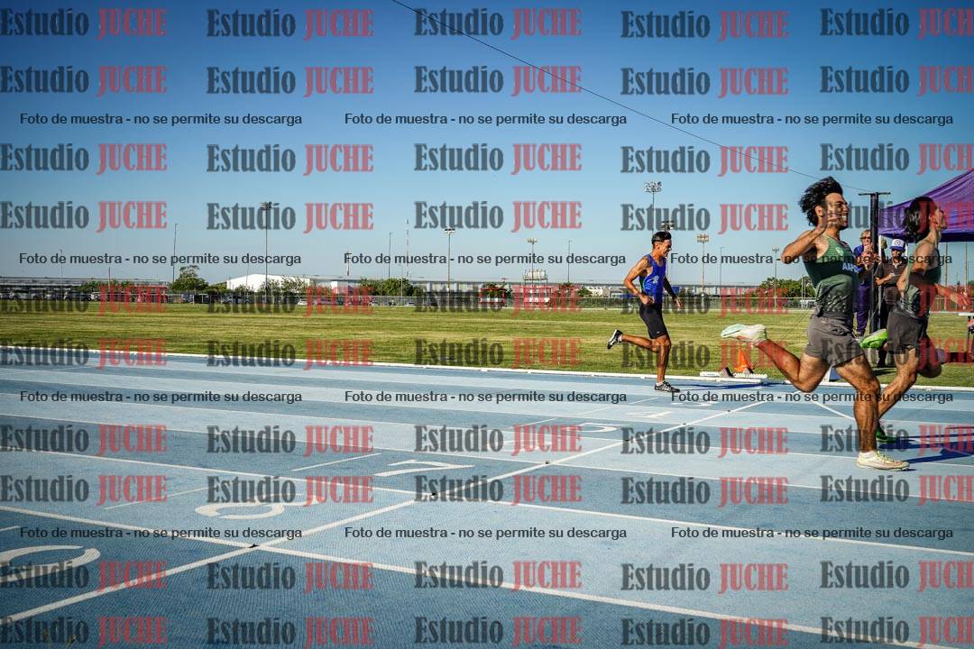 Fotos de los 400 m llanos de varones