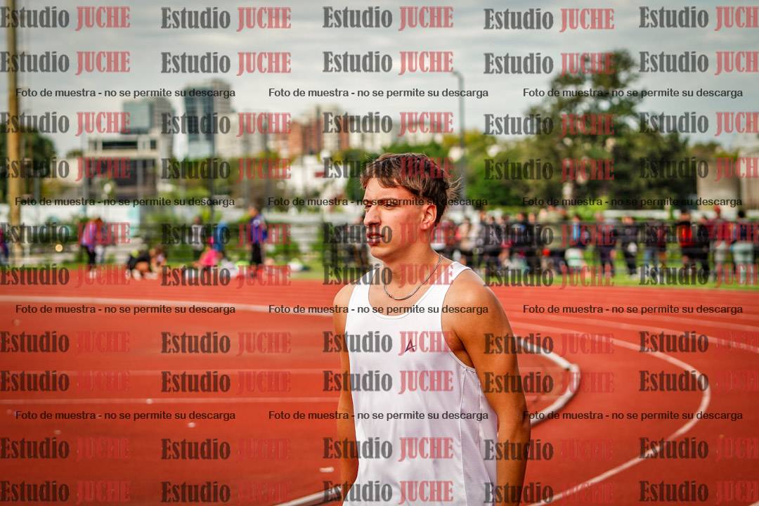 Fotos de los 400 m llanos de varones
