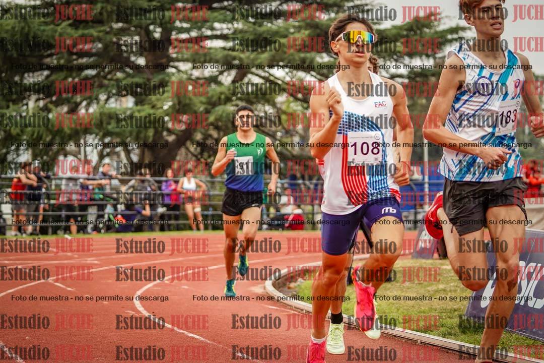 Fotos de los 1500 m llanos de varones