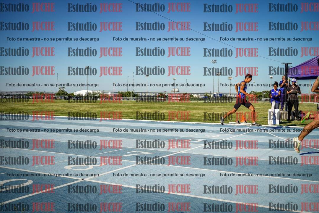 Fotos de los 400 m llanos de varones