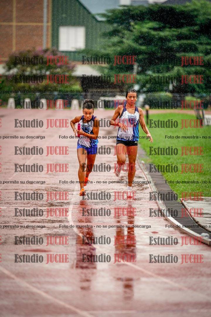 Fotos de las postas 4x400 m de mujeres