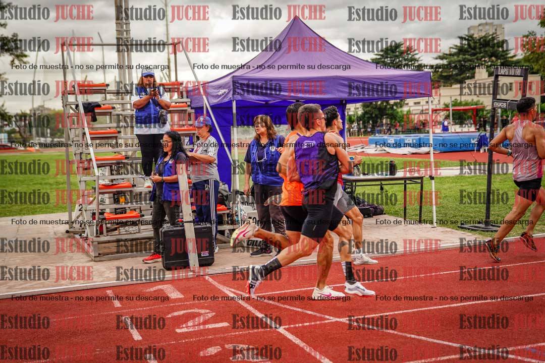 Fotos de los 800 m de varones