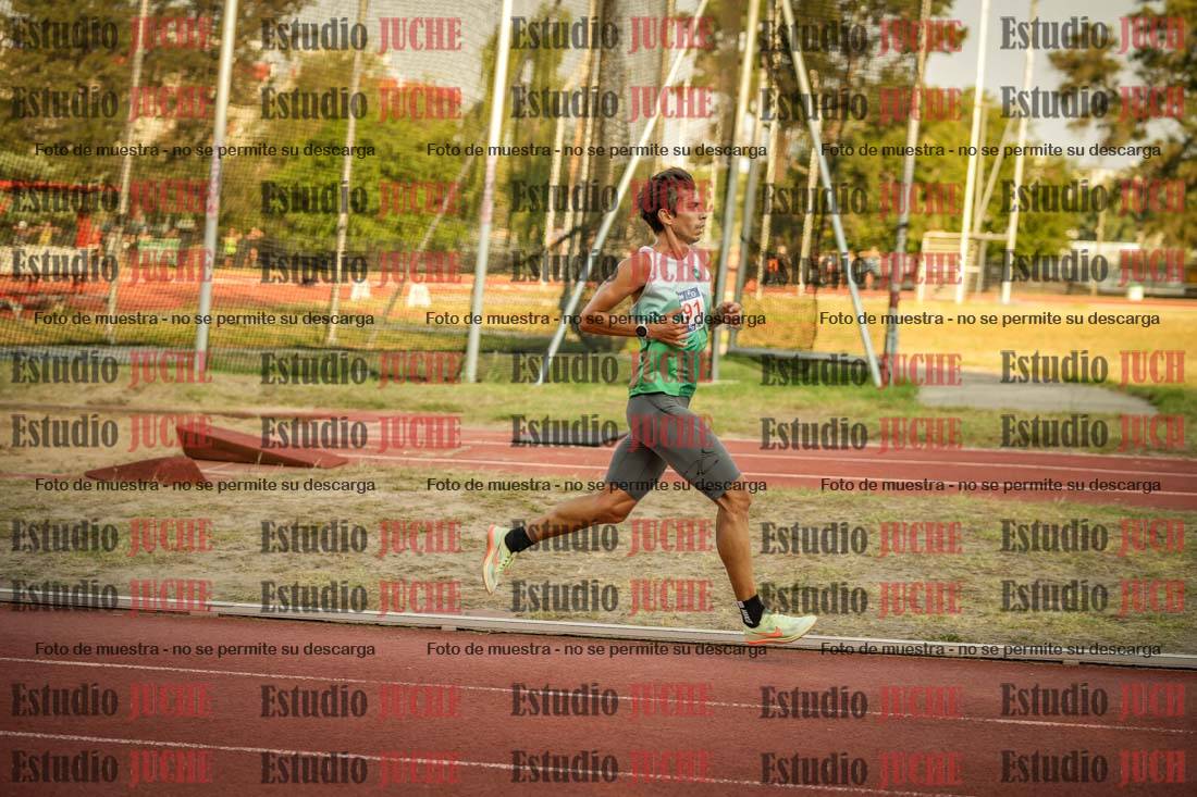 Fotos de los 5000 m llanos de mujeres y varones