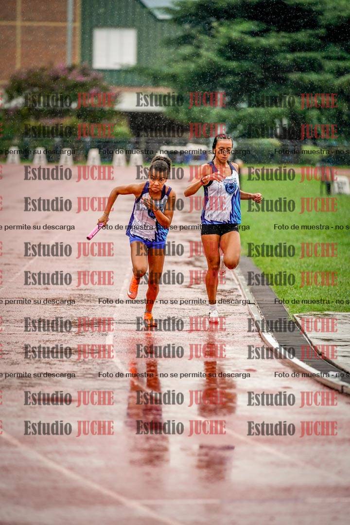 Fotos de las postas 4x400 m de mujeres