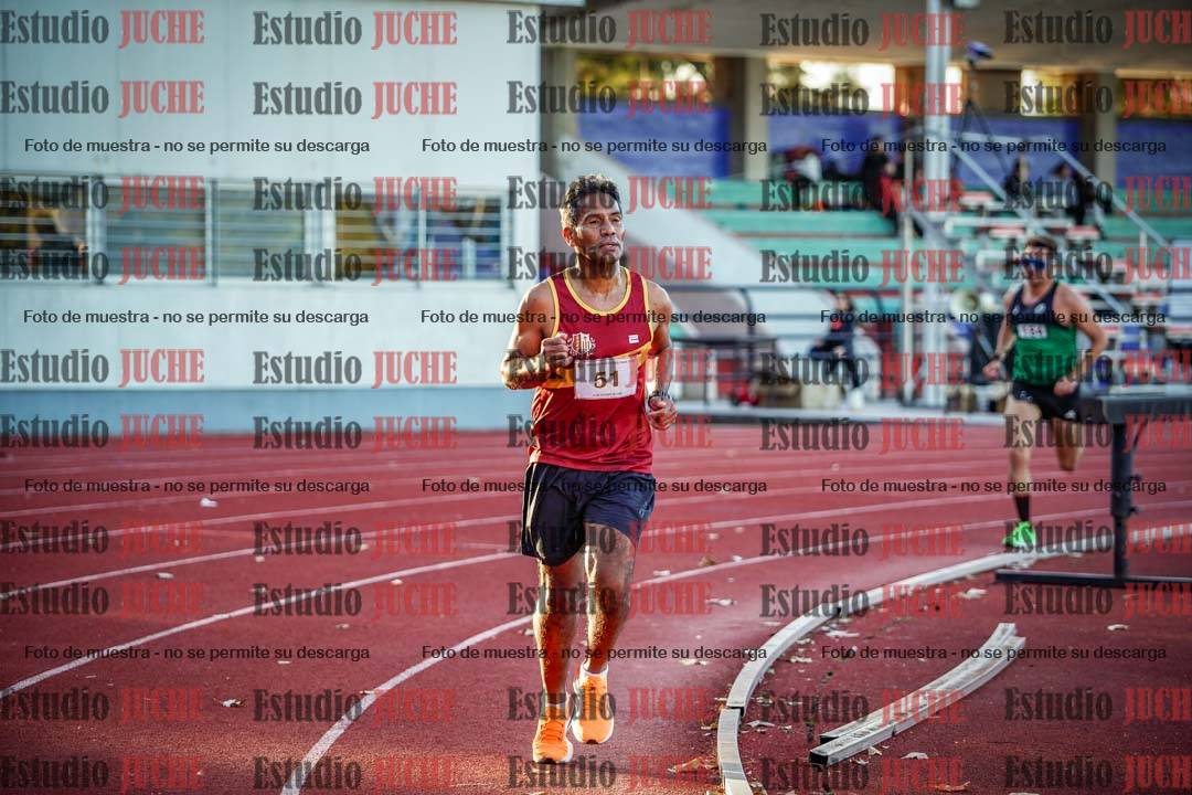 Fotos de los 3000 m llanos de varones
