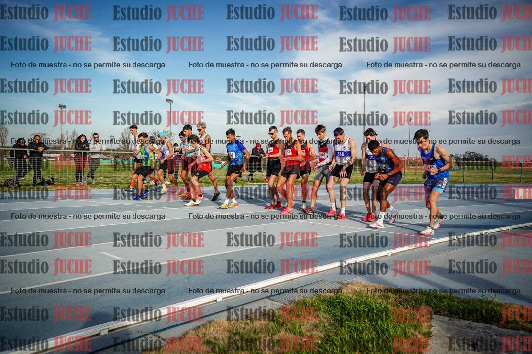 Fotos de los 1500 m llanos de varones
