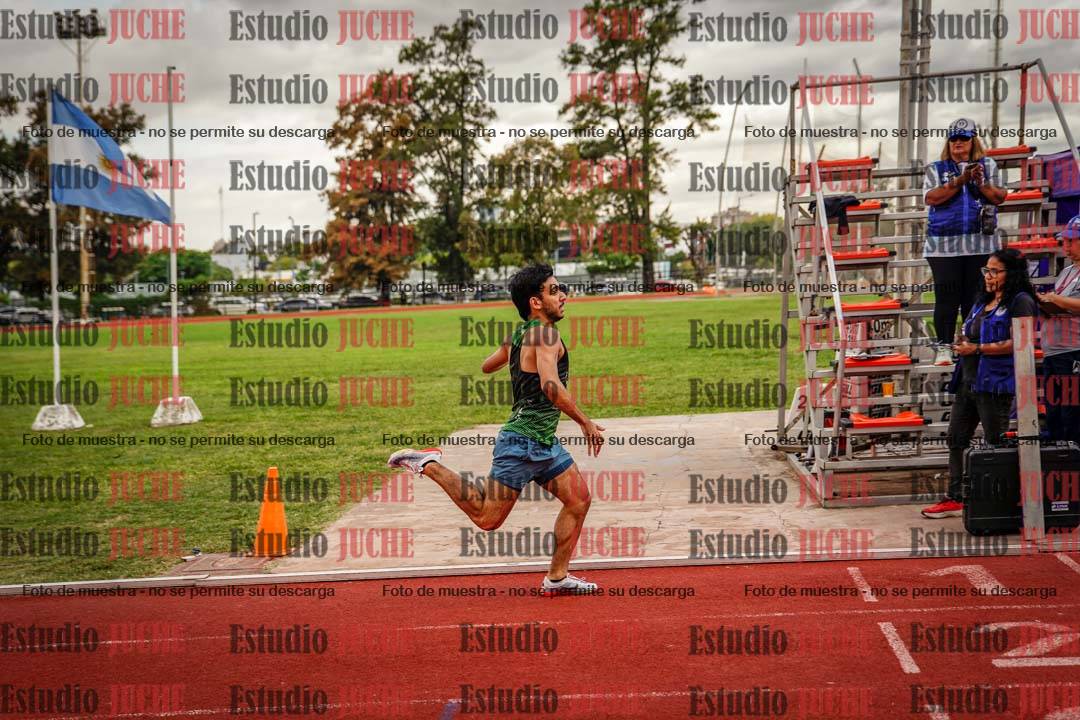 Fotos de los 800 m de varones