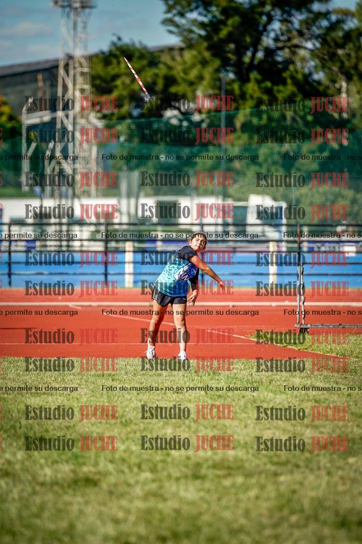 Fotos del lanzamiento de jabalina de mujeres y varones  - U14